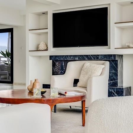 Sanders Coral Court Penthouse - Cute 3-Bedroom Apartment With Balcony 레메소스 외부 사진