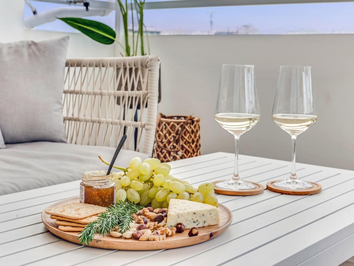 Sanders Coral Court Penthouse - Cute 3-Bedroom Apartment With Balcony 레메소스 외부 사진