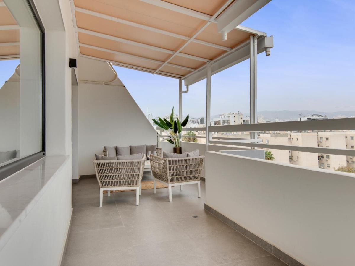 Sanders Coral Court Penthouse - Cute 3-Bedroom Apartment With Balcony 레메소스 외부 사진